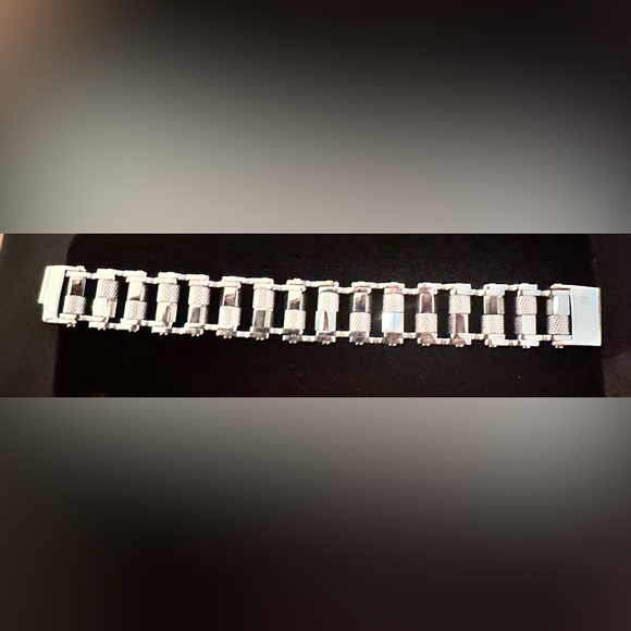 NWT Legacy for Men by Simone I. Smith Barrel Link Bracelet in Stainless Steel - Picture 2 of 6